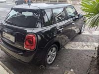Usata Mini Cooper D Seven 116 CV (85 kW) 2017 Nero Utilitaria