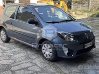 Usado Renault Twingo Dynamique 58 HP (42 kW) 2009 Cinzento Citadino