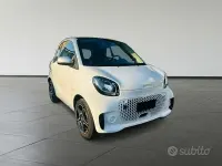 Usata Smart ForTwo Coupé Pulse 60 kW (82 CV) 2022 Bianco Utilitaria