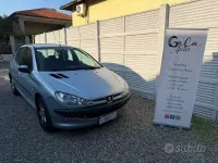 Usata Peugeot 206 68 CV (50 kW) 2004 Grigio Berlina