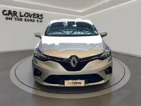 Usata Renault Clio Zen 140 CV (102 kW) 2021 Grigio chiaro Utilitaria