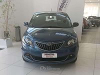 Usata Lancia Ypsilon Gold 69 CV (50 kW) 2022 Blu scuro Utilitaria