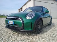 Usado Mini Cooper Essential 136 HP (100 kW) 2023 Verde Citadino