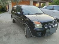 Usata Ford Fusion 68 CV (50 kW) 2007 Nero Utilitaria