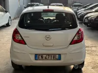 Usata Opel Corsa Edition 86 CV (63 kW) 2013 Bianco Utilitaria