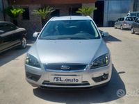Usata Ford Focus S 110 CV (80 kW) 2006 Grigio Station wagon