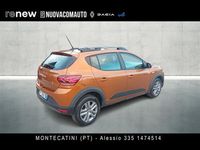 Usata Dacia Sandero Expression 100 CV (73 kW) 2023 Oro Utilitaria