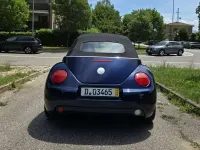 Usata VW New Beetle 102 CV (75 kW) 2005 Blu/azzurro Utilitaria