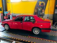 usata Alfa Romeo 75 2.0i ts