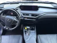 Usata Lexus UX Sport Line 184 CV (135 kW) 2021 Blu/azzurro SUV
