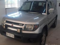 Usata Mitsubishi Pajero 120 CV (88 kW) 2000 Grigio SUV