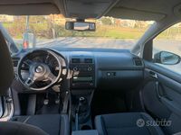 Usata VW Touran 105 CV (77 kW) 2011 Monovolume