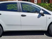 Usata Fiat Grande Punto 77 CV (56 kW) 2013 Bianco Utilitaria