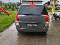Usata Opel Zafira 125 CV (91 kW) 2011 Grigio Monovolume