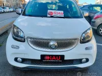 Usata Smart ForFour Passion 71 CV (52 kW) 2017 Bianco Utilitaria