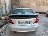 Usata Mercedes C220 150 CV (110 kW) 2007 Grigio Coupé