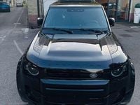 Usata Land Rover Defender HSE Dynamic 249 CV (183 kW) 2023 Nero SUV