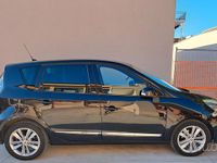 Usata Renault Scénic III 110 CV (80 kW) 2012 Nero Monovolume