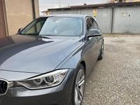 Usata BMW 325 218 CV (160 kW) 2013 Grigio Berlina