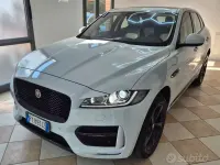 Usata Jaguar F-Pace R-Sport 180 CV (132 kW) 2019 Bluazzurro SUV