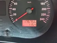 Usata Seat Leon 105 CV (77 kW) 2003 Nero Utilitaria