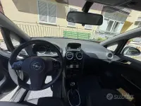 Usata Opel Corsa 75 CV (55 kW) 2014 Bianco Utilitaria
