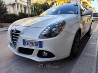 Usata Alfa Romeo Giulietta Distinctive 105 CV (77 kW) 2014 Bianco Berlina