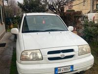 Usata Suzuki Vitara 94 CV (69 kW) 2000 Bianco SUV