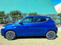 Usata Lancia Ypsilon Silver 69 CV (50 kW) 2014 Blu Utilitaria