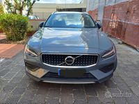 Usata Volvo V60 CC 2023 Grigio Station wagon