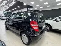 Usata Mercedes A180 Avantgarde 109 CV (80 kW) 2005 Nero Berlina