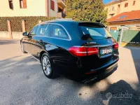 Usata Mercedes E200 Premium 150 CV (110 kW) 2018 Nero Station wagon