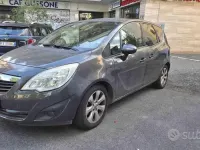 Usata Opel Meriva 95 CV (69 kW) 2011 Grigio Monovolume