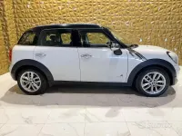 Usata Mini Cooper Countryman 111 CV (81 kW) 2014 Bianco SUV