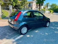Usata Ford Fiesta Ghia 90 CV (66 kW) 2006 Utilitaria