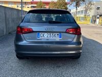 Usata Audi A3 Attraction 110 CV (80 kW) 2015 Grigio Berlina
