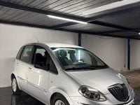 Usata Lancia Musa Gold 95 CV (69 kW) 2012 Grigio Monovolume