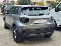 Nuova Jeep Avenger Longitude 101 CV (74 kW) 2025 Grigio scuro metalizzato SUV