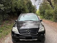 Begagnad Mercedes ML350 Chrome 272 HK (200 kW) 2005 Svart SUV