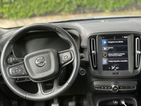 Usata Volvo XC40 Momentum 129 CV (94 kW) 2021 Grigio SUV