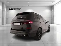 Usata BMW X7 M Sport 340 CV (250 kW) 2025 Nero SUV