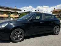 Usata Alfa Romeo Giulietta Distinctive 105 CV (77 kW) 2014 Nero Utilitaria