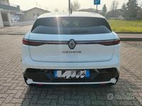 Usata Renault Megane E-Tech Techno 161 kW (220 CV) 2024 Bianco Coupé
