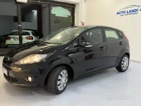 Usata Ford Fiesta Titanium 68 CV (50 kW) 2010 Nero Berlina