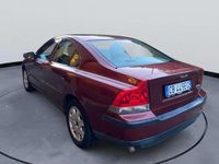 Usata Volvo S60 163 CV (119 kW) 2002 Rosso Berlina