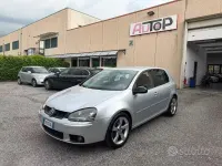 Usata VW Golf IV Comfortline 140 CV (102 kW) 2004 Grigio Berlina
