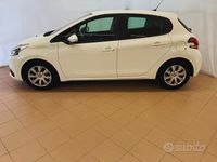 Usata Peugeot 208 S 101 CV (74 kW) 2019 Bianco Utilitaria