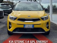 Usata Kia Stonic 97 CV (71 kW) 2019 Giallo SUV