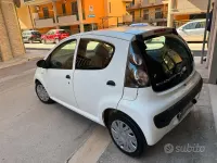 Usata Citroën C1 68 CV (50 kW) 2011 Bianco Utilitaria
