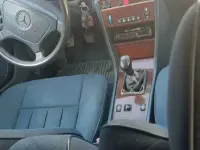 Usata Mercedes 200 1994 Blu Utilitaria